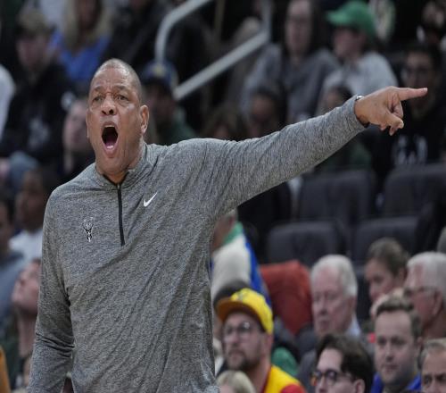 雄鹿主场战,老鹰,分析大乐透,V体育官网,VSPORTS,V体育中国官网,VSports体育平台,V体育服务